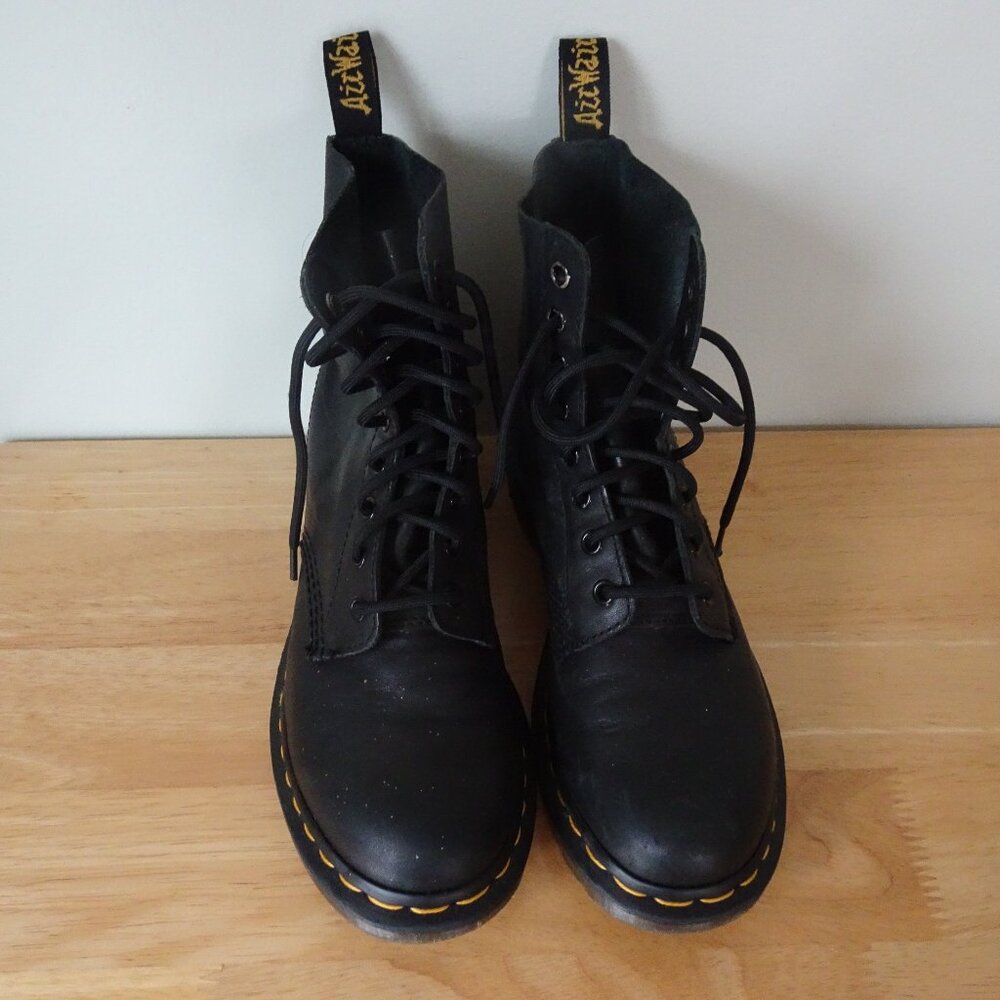 Dr. Martens Pascal Combat Boots Size 8 Black Soft Leather Lace Up
